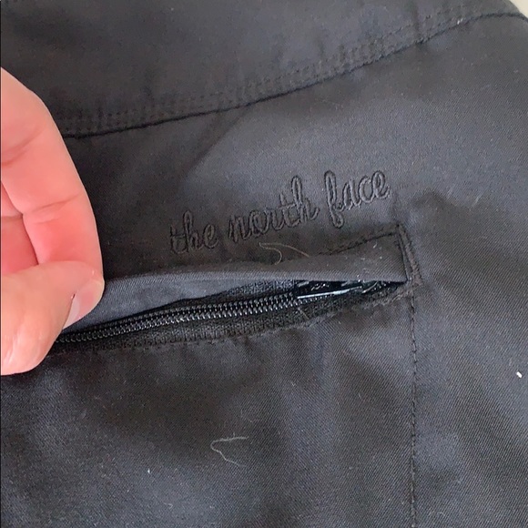 The North Face Board Shorts - Picture 7 of 8